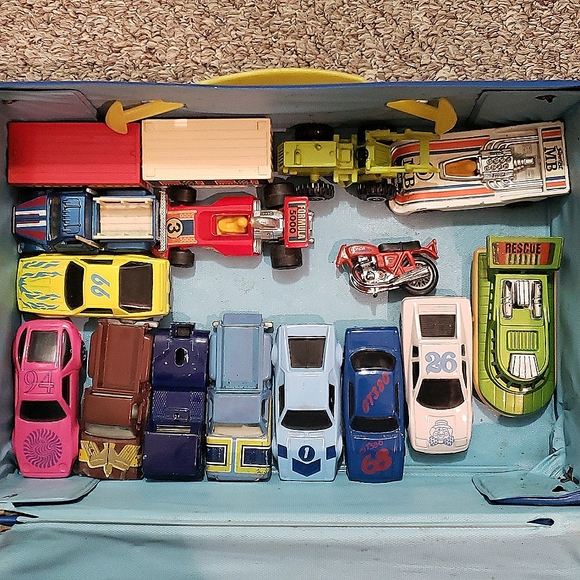Vintage 1976 Matchbox Carry Case - Picture 3 of 8